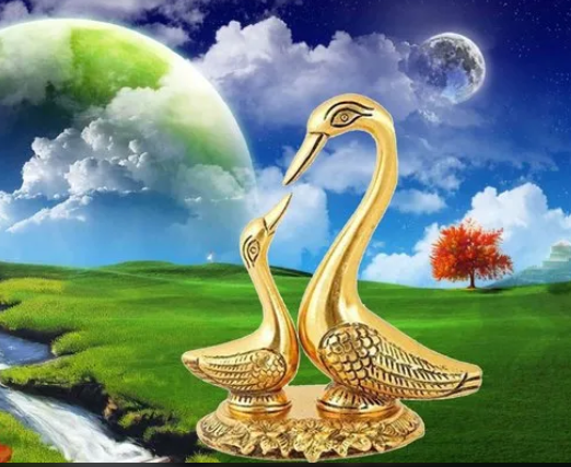 Swan - Decorative Gold