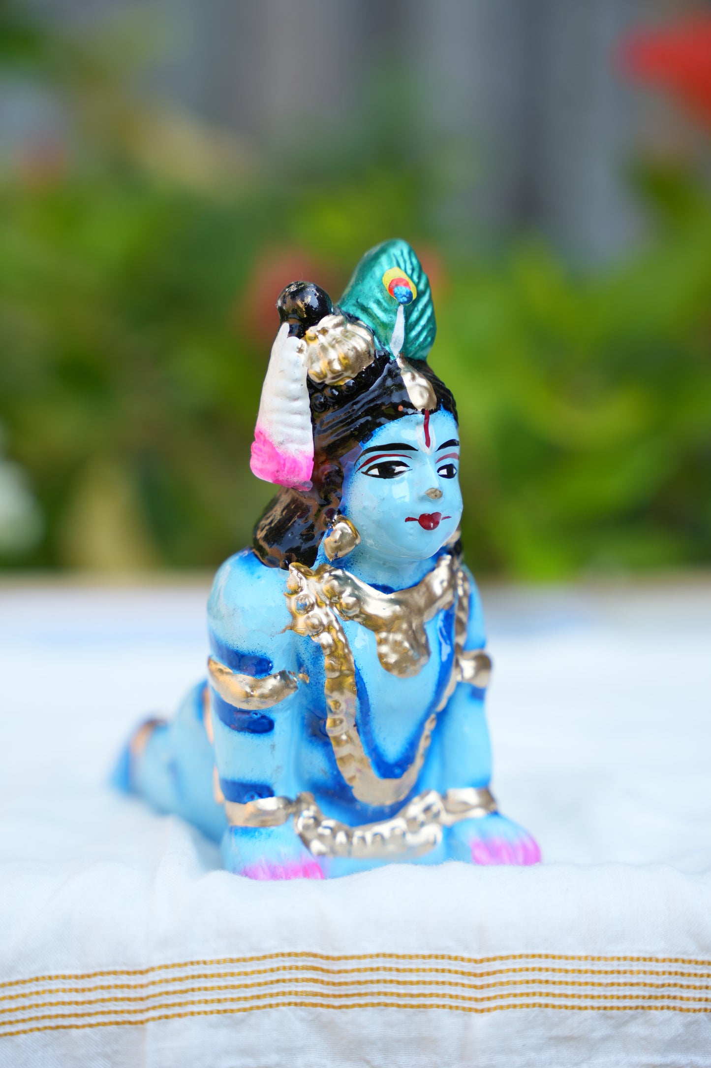 Krishna Crawling