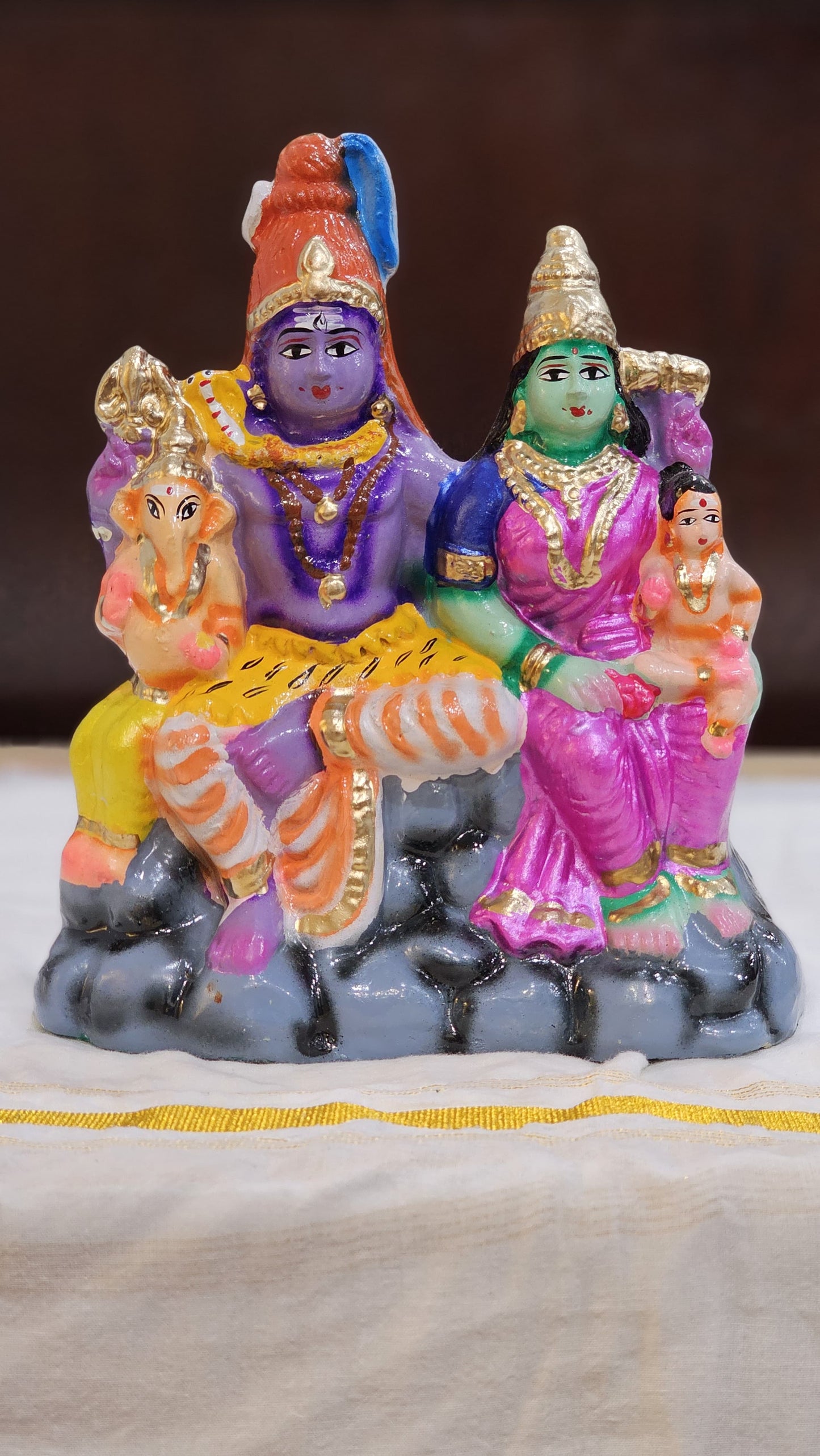 Siva Kudumbam (Family)