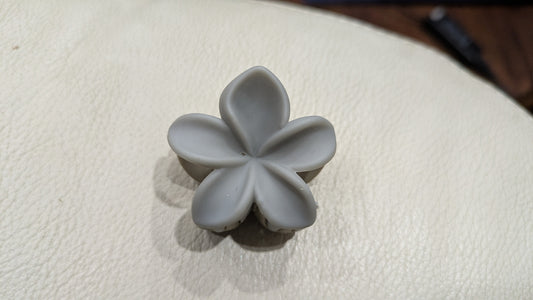 Flower clips